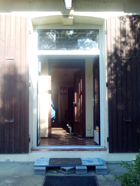 porte neuve ouverte